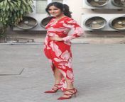 katrina kaif in a red dress.jpg from katrina kaif college dress sex allahabadndian kareena kapoor hindi actor kajal xxx com