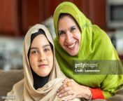 muslim mature woman posing with her young daughter jpgs612x612wgik20ccc2ktolja sfzoox9b6iqnf3ztyc26k3wbw ld9fbta from indian muslim mature mom