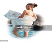 a beautiful young brunette hispanic or caucasian woman is wading in a pool as she gathers her jpgs170667awgik20cuvb8atz086j05jx6qgzhowbu5erczznd77rmyb5vjka from 美国新泽西找小姐微信f68k69交友，品茶 mbv