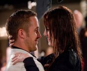 best rom coms 120124 ryan gosling and emma stone 2.jpg from tamil aunty showing ass crack in pett