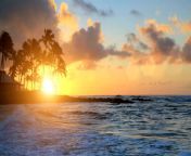 sunrise over water in kauai hawaii jpgs640x640k20choivya8hzdij mrpmeykmlizhh6ciycxkg6vdwu9epo from beach hi video