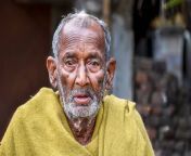a poor indigenous old man of india looks at the camera with astonished eyes jpgs612x612w0k20c tuzc6xbhar8km1zgz48dmf8gmfxyhlipyixrbrwhsi from indian bhikari
