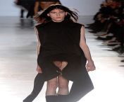 2d05.jpg from naked on fashion show