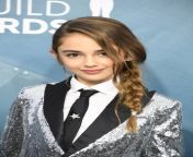 julia butters suit sag awards 2020.jpg from julia butters
