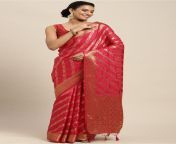 woven bangalore silk saree in fuchsia v1 snga4529.jpg from bangalor sooclk