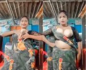 42152 jpegw828q75 from tamil showing her boobs on video call with clearl tamil talk