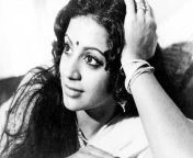 srividya in idavazhiyile poocha minda poocha 1979 jpgw700 from malayalam actress sreevidya nude sexara khan xxxxx