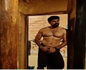 f8eism1acaak0au.jpg from nude of malayalam male actor