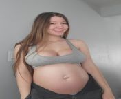 pregnancy huge boobs v0 auwudc57srxa1 jpgautowebps25151f2c96bb87ca00fefbb4dd309275ae571596 from big bobs pregnant