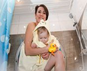 79422683 pretty mom and cute baby in a beautiful bathroom.jpg from bathroommom