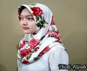kerudung hijab jilbab premium segi empat motif bunga bahan m.jpg from jilbonddeva