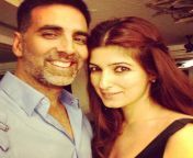 akshay kumar with wife twinkle during dinner date 201611 1478521032.jpg from aqshi kumar wife image