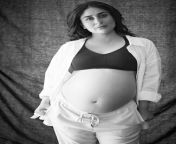 kareena kapoor wears a sports bra and white shirt in new photoshoot from pregnancy days 202107 1626018660.jpg from ksreena kapoor xxx pregnant