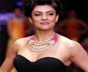 sushmita sen flaunts her sexy cleavage in this picture 201705 1494782383.jpg from sumita san hot sex¦