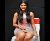 pooja hegde flaunting her sexy legs 201712 1514459410.jpg from puja nangi photo
