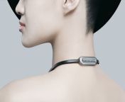veari fineck smart wearable device neck health designboom 02.jpg from veari