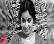 photo.jpg from old malayalam actor sheela with