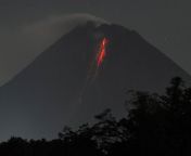 lava pijar gunung merapi 1 43 jpegw1200 from gunung mahluk halus