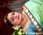 malayalam actress urmila unni 28129.jpg from malayalam actress urmila unni nude fake photos