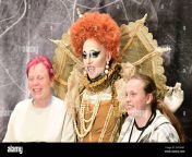 london uk 07th jan 2023 stalls at the rupauls dragcon uk presented by world of wonder at excel london 7th january 2023 credit see lipicture capitalalamy live news 2m76687.jpg from kikibabs whit