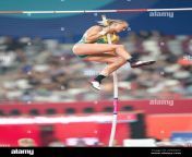 liz parnov participating in the pole vault at the doha 2019 world championships in athletics 2pxwxxc.jpg from liz doha