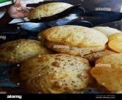 poori is a popular north indian bread served for breakfast throughout india mpn2ba.jpg from indin brot