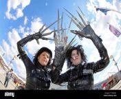 london uk 24th may 2019 london uk 24th may 2019 edward scissorhands and wife at the mcm london comic con at excel in london credit paul brownalamy live news tackm1.jpg from london comï¿½