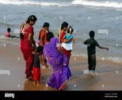 tamil indian family womens enjoying vacation with children in marina cw3nan.jpg from tamil aunty marina beach