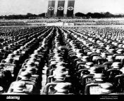nazi leader adolf hitlers army in 1945 e0kpgx.jpg from nazi army