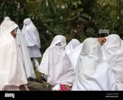 kandy sri lanka february 26 2014 group of muslim women wearing traditional h010hb.jpg from lanka muslim fahida nudeww download xxx bangla video sex xxxxajahmundry lanjalu