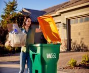 customer residential recycling toter mm.jpg from @wm