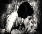  128175810 devika rani himanshu rai kiss.jpg from indian forced kiss